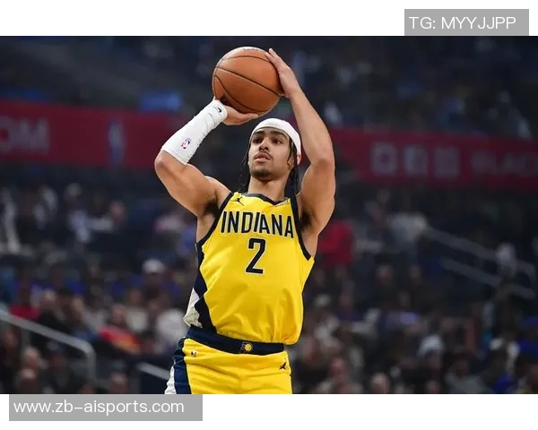 内姆哈德的突破艺术：一场精彩的打板上篮秀